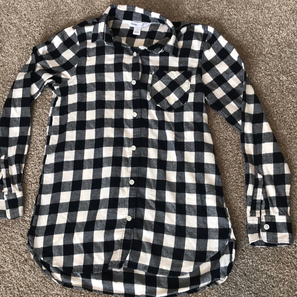 2 fir$5 Old Navy Buffalo Print Flannel-XXS
